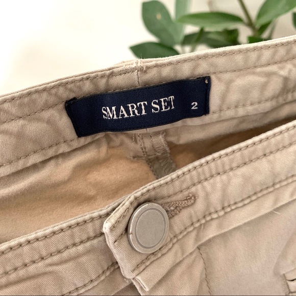 Smart Set- Khaki Pant - Picture 3 of 4